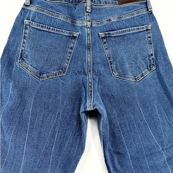 NWT Hollister Two-Toned Curvy High-Rise Mom Jeans Size 3R/W26 with Raw Hem - Picture 9 of 9